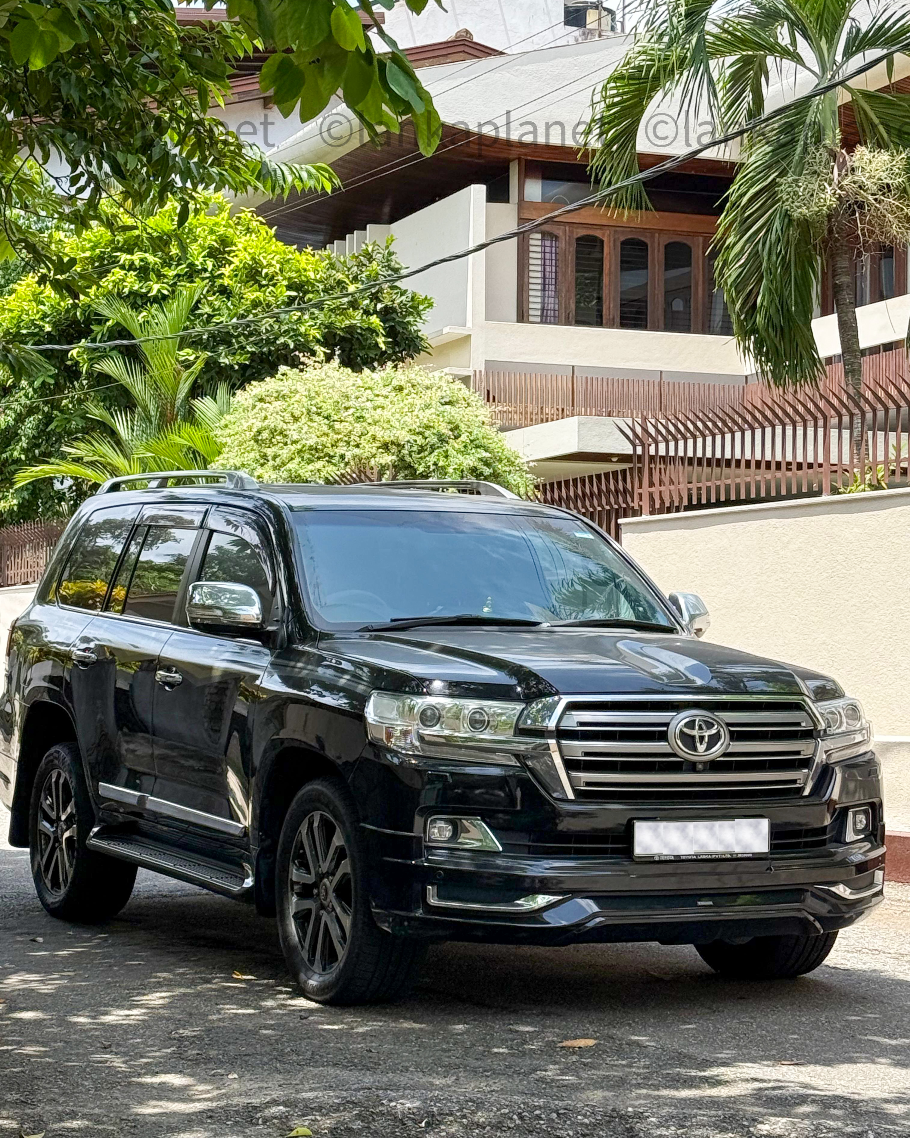 Аренда авто Toyota Land Cruser 300, Коломбо, Шри-Ланка, 150.00$ в день